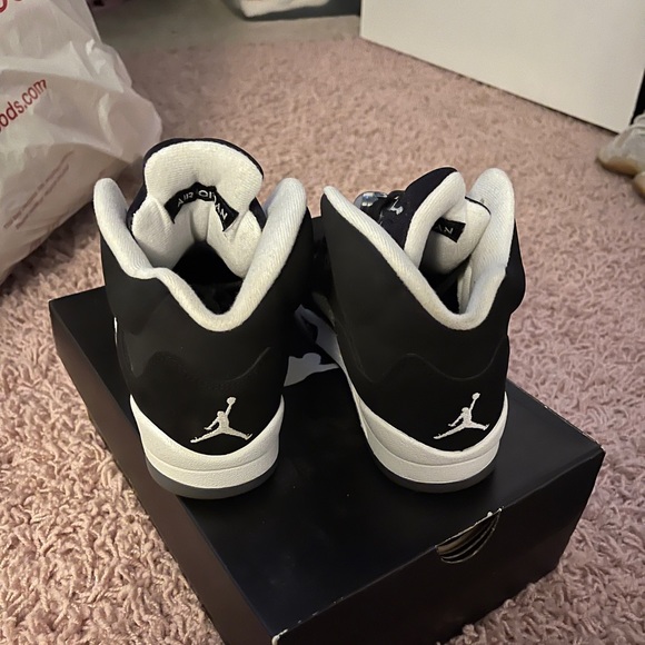 Jordan Retro Air 5 Oreo - Picture 4 of 6